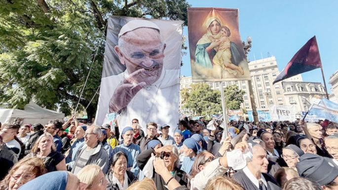 Emotiva misa de despedida del Papa en Buenos Aires