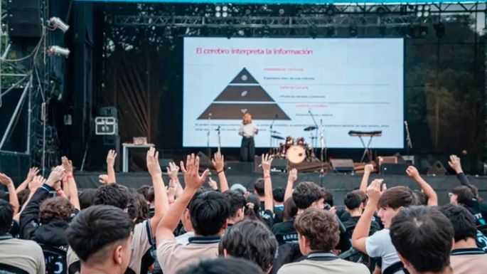 Se “conectaron” más de 2.000 jóvenes