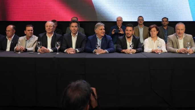 Llaryora y el Plan Federal: crecer “con la gente adentro”