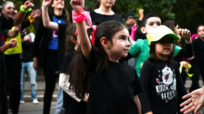 Celebraron el Día de la Danza con intervenciones en la plaza