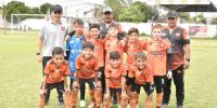Los equipos 2015 de El Porvenir y Sportivo Pozo del Molle (foto 2)