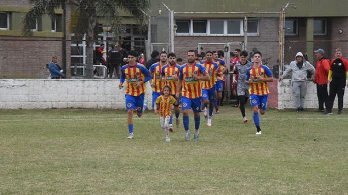 Adelanto el viernes y once partidos el domingo
