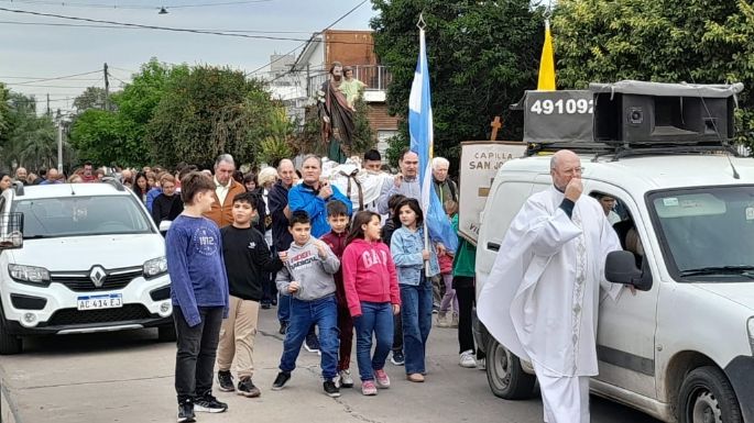 Hubo misa y procesión por el Día del Trabajador