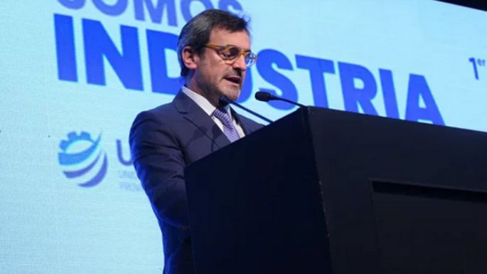 Insisten en "actualizar la normativa laboral"