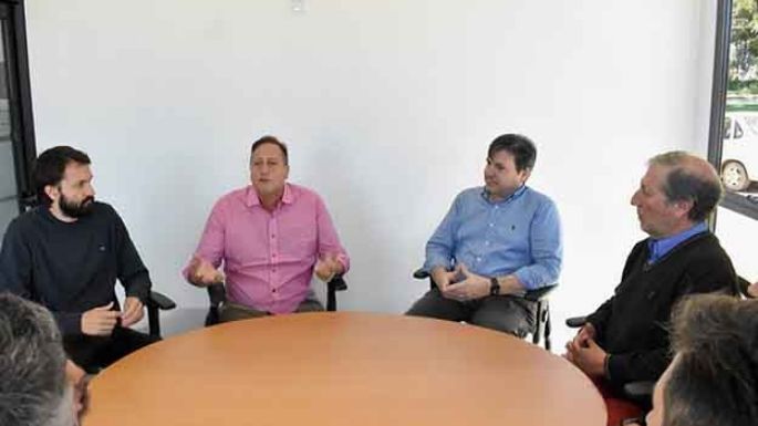 Informaron a industriales de los vuelos a Buenos Aires