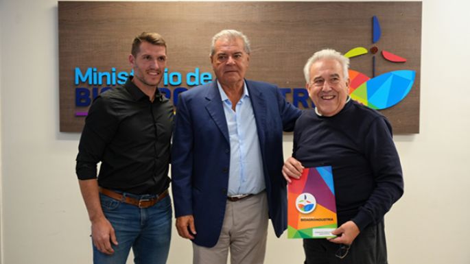 Dan subsidios a ocho consorcios
