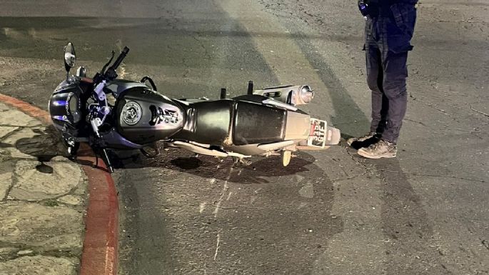 El hombre que cayó en moto se fracturó la nariz
