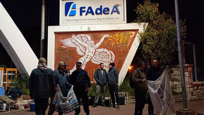 Lucha y vigilia en la puerta de FADEA