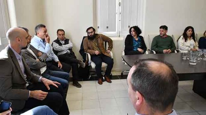 Sigue el reclamo de empleados públicos