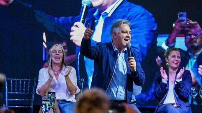 Llaryora: “Sostenemos un Estado con superávit”