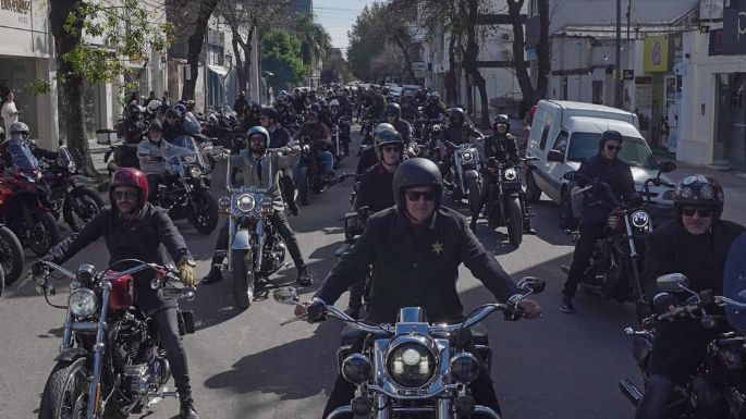 Evento a nivel mundial: más de 100 motociclistas recorrieron la ciudad