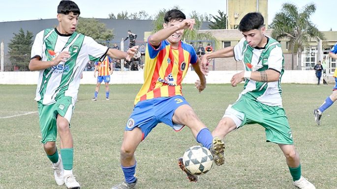 Otro clasificado y la Uni aseguró el primer puesto