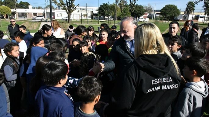Se habilitó la plaza “Alfredo Palacios”