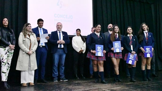Juraron los concejales estudiantiles