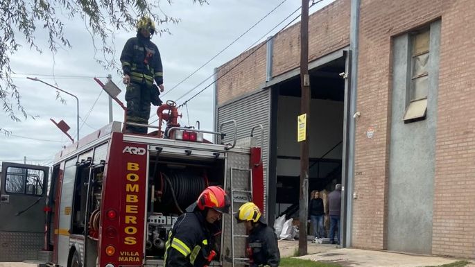 Fuego en un taller de pintura