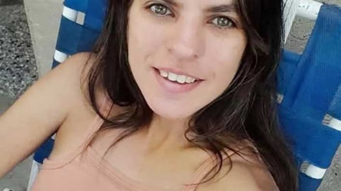 Agoniza una mujer que fue atacada con un martillo