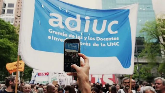 ADIUC marcha al Consejo Superior