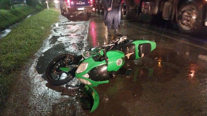 Hombre de 62 años cayó de su moto y tuvo heridas graves