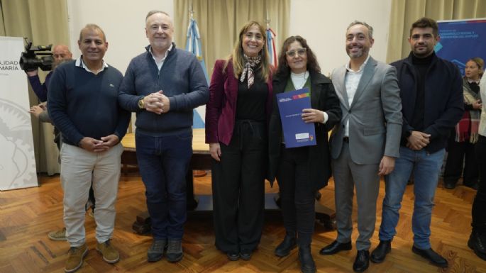 Entregaron más de 20 escrituras a vecinos del barrio Malvinas Argentinas