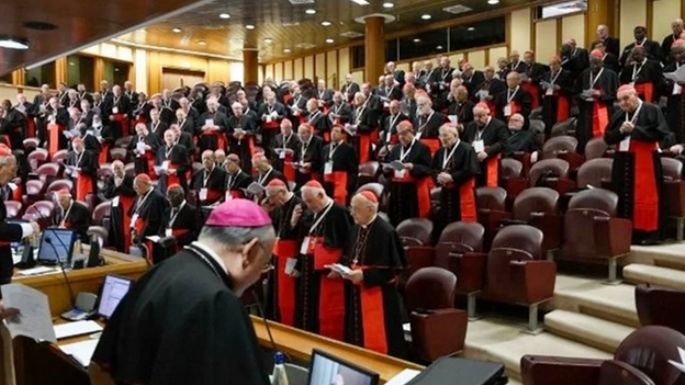 Los cardenales intensifican preparativos para el cónclave