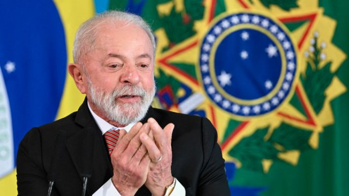 Lula entregó tierras a familias de campesinos