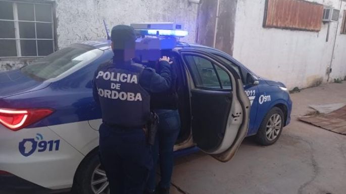Una joven de 19 años detenida por causar disturbios en la calle