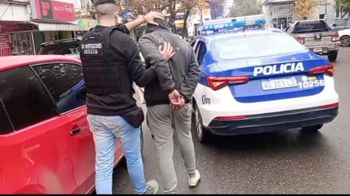 Un cuidacoches detenido por agredir a un vecino
