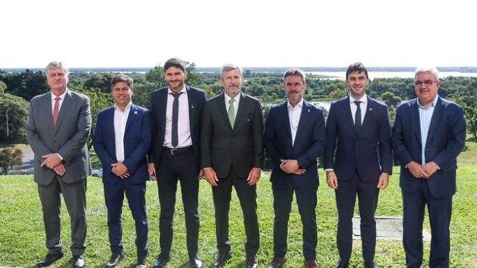 Cónclave de gobernadores por el golpe al federalismo