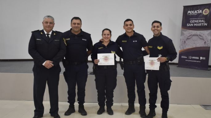 Reconocieron a 18 policías por su accionar