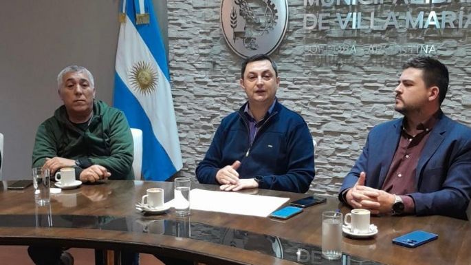 Uber tendrá que cumplir los mismos requisitos que taxistas
