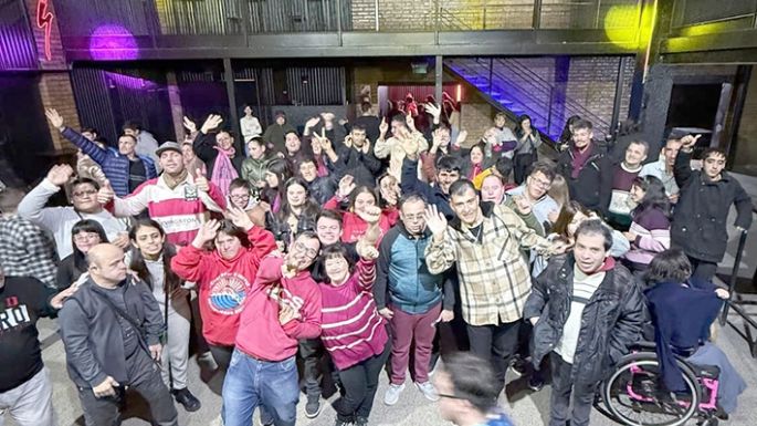 Una sonrisa desde Villa María, en medio del ajuste nacional