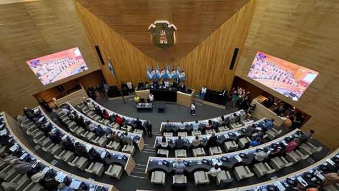 La Unicameral tuvo una sesión especial en apoyo al financiamiento universitario