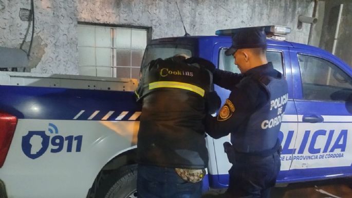 Se presentó en la casa de su ex, pero tenía un orden de restricción