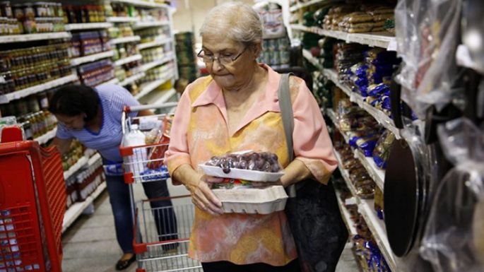 Cayeron las ventas en comercios minoristas