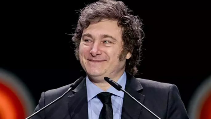 Reordena el gabinete y  lanza el Presupuesto 2026