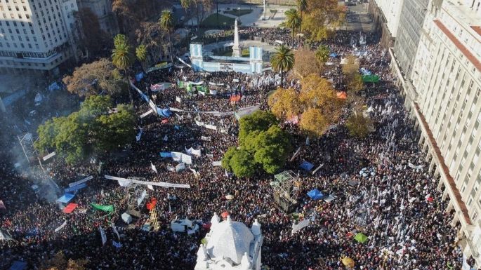 El peronismo mostró su fuerza en Plaza de Mayo