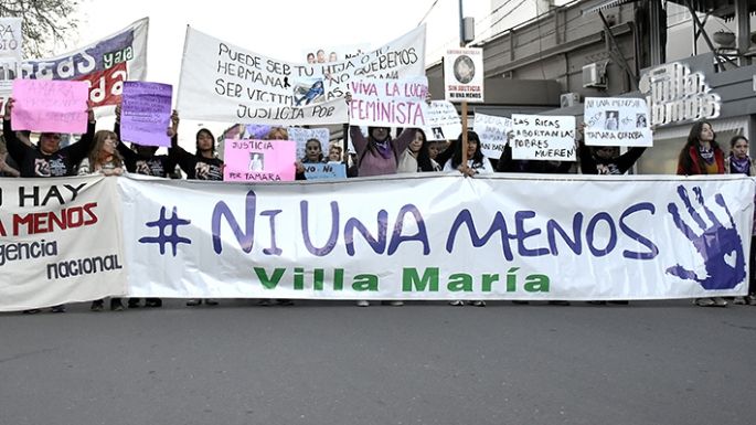 Diez años y un grito sigue firme