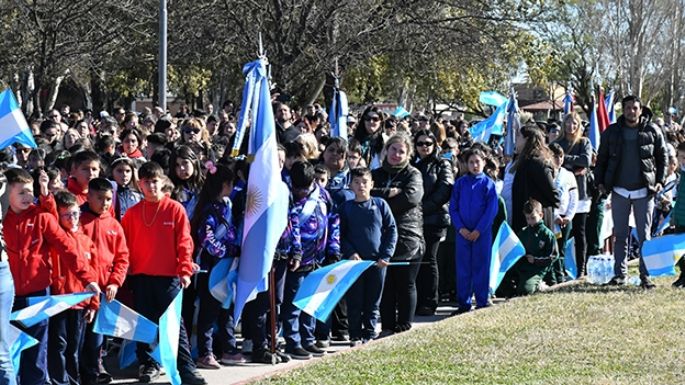 Juraron los chicos de todas las escuelas a la celeste y blanca