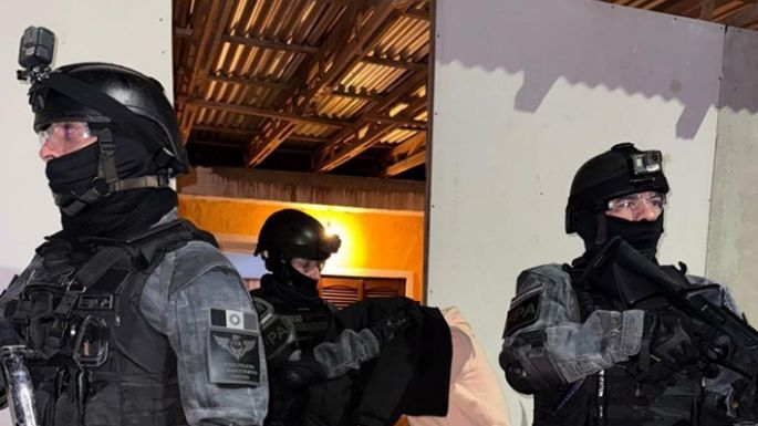 Detuvieron a una mujer y a sus hijas por vender drogas