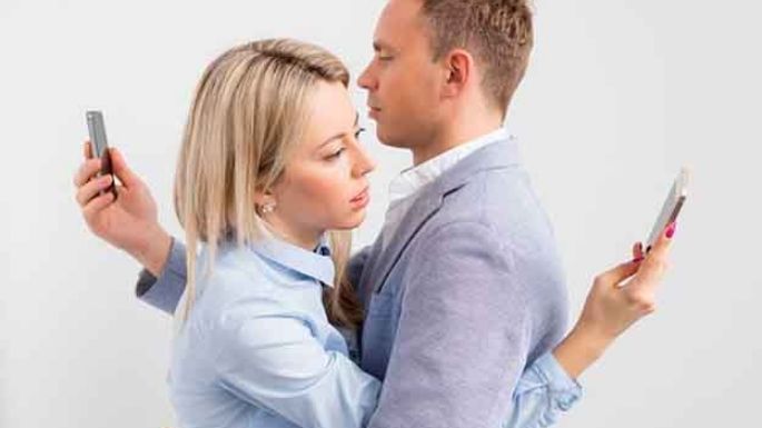 Las relaciones y el amor en tiempos de las redes sociales