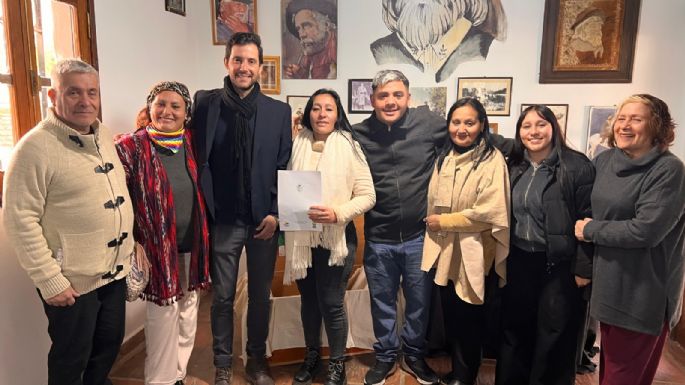 El municipio restituyó ajuares y otros elementos a la comunidad Comechingón