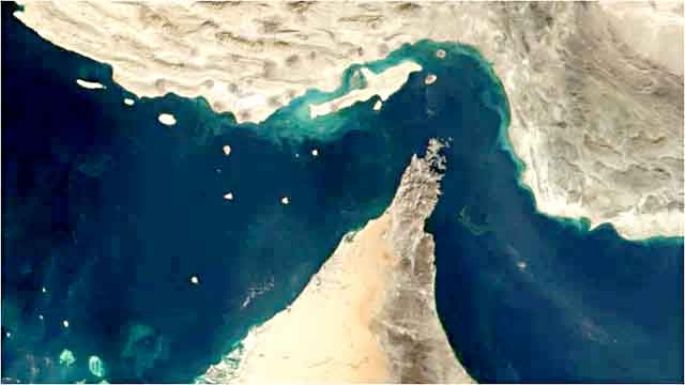 Irán no va a reabrir el Estrecho de Ormuz