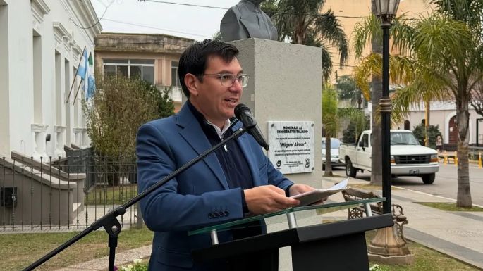 Intendente cordobés tildó de "pelotudos" a quienes arrojan basura en las calles