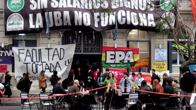 Nueva marcha universitaria