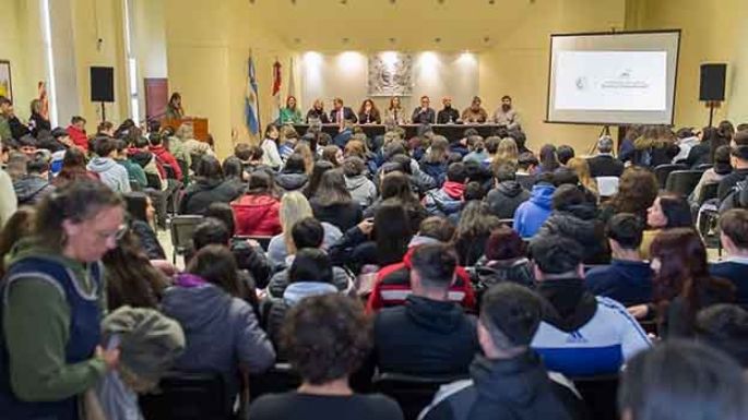 Lanzaron la Banca Estudiantil