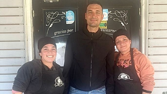 Scaloni pasó por Tío Pujio y almorzó junto a su familia