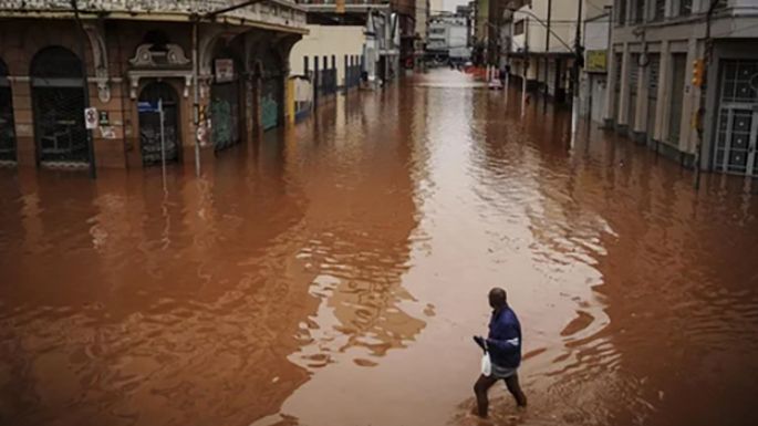 Inundaciones en Río Grande: 5 muertos y 9.000 evacuados