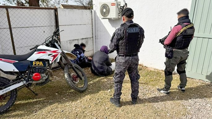 Detenidos por arrojar droga hacia el penal