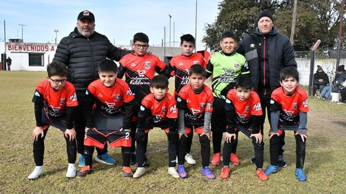 No dejaron dudas: albos y lobos son los finalistas