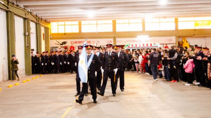 Bomberos de Villa María celebraron su día y el 74° aniversario de la entidad